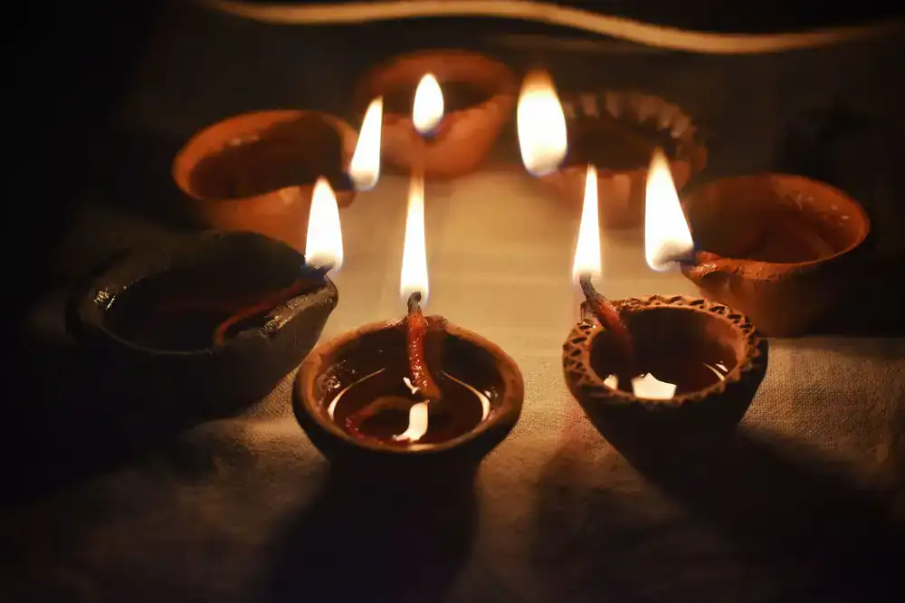 মিষ্টিমুখের বিভিন্ন রকমের তাজা মিষ্টি